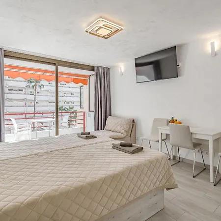 Olympia 4 - Apartment *